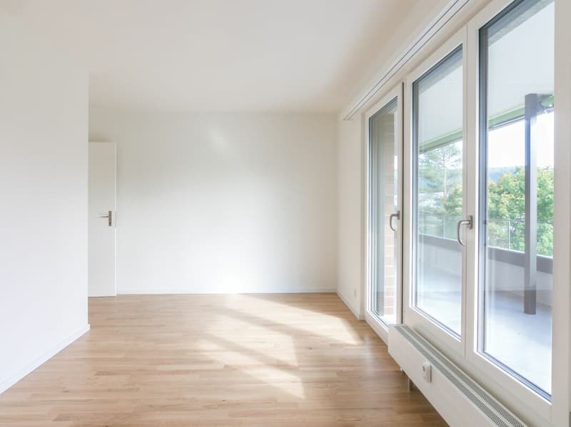 Grosszügige 5.5 Zimmerwohnung in Aesch (11)