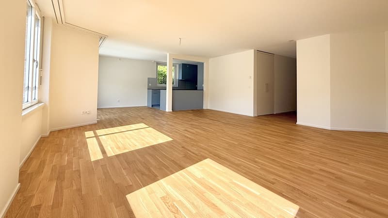 Grosszügiges Familienparadies: 4.5 Zimmerwohnung im Brünnlipark (2)