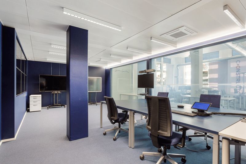 Espaces de bureau haut de gamme avec vue sur le Rhin (10)