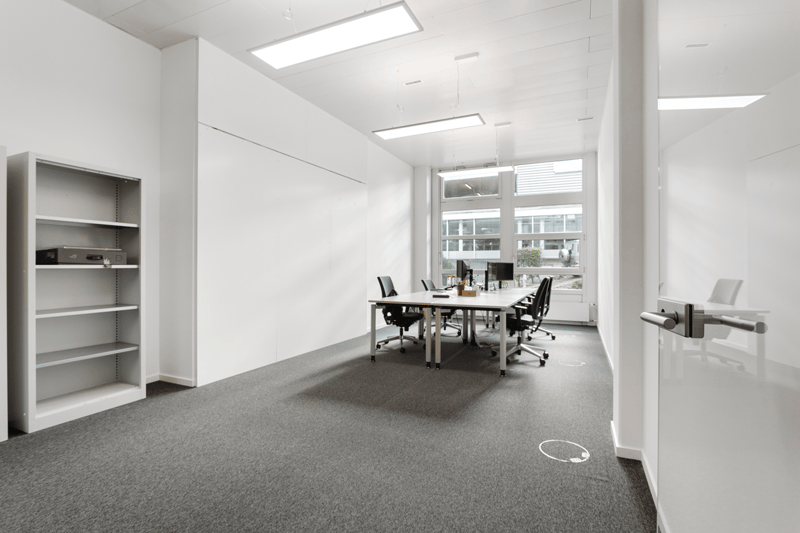 Top refurbished office space with a view of the Rhine (6)