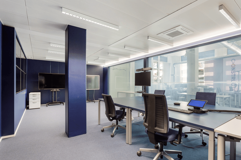 Top refurbished office space with a view of the Rhine (15)