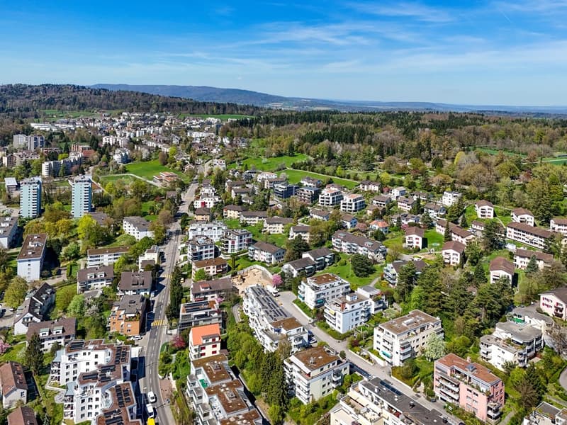 Living with a wide view, investing with perspective (7)