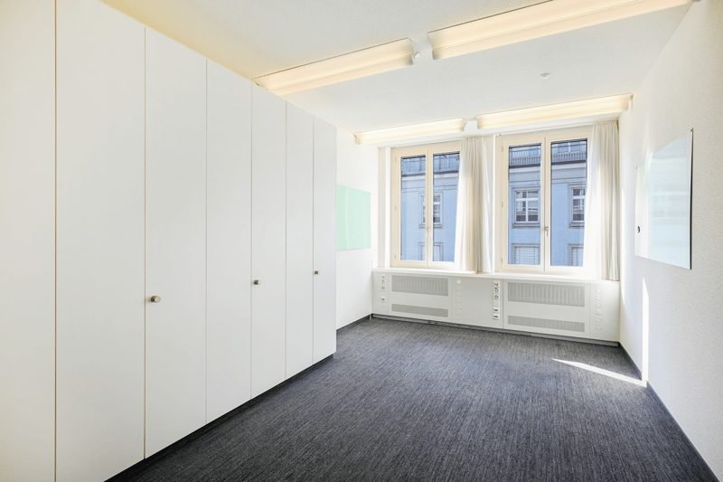ATTRAKTIVES OFFICE AN BESTLAGE (6)
