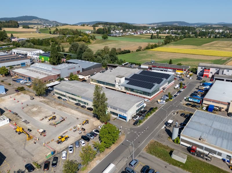 Gewerbe- & Logistikstandort nähe Zürich Flughafen (1)