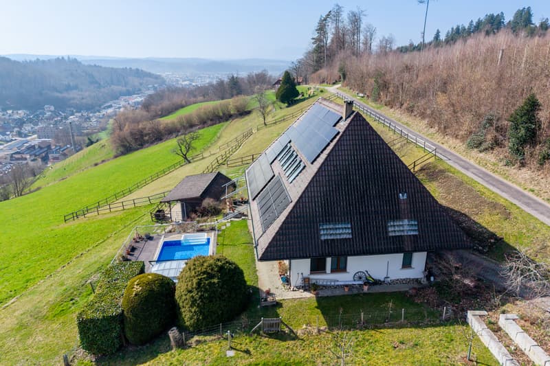 Maison de campagne premium sur une grande parcelle de construction (1)