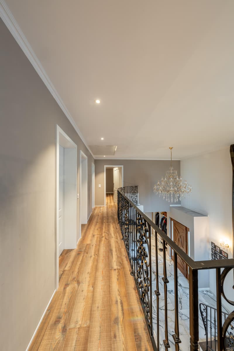 Elegante Villa in mediterranem Stil (5)