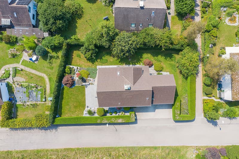 Exclusive detached single-family house in a prime location in Wettswil am (10)