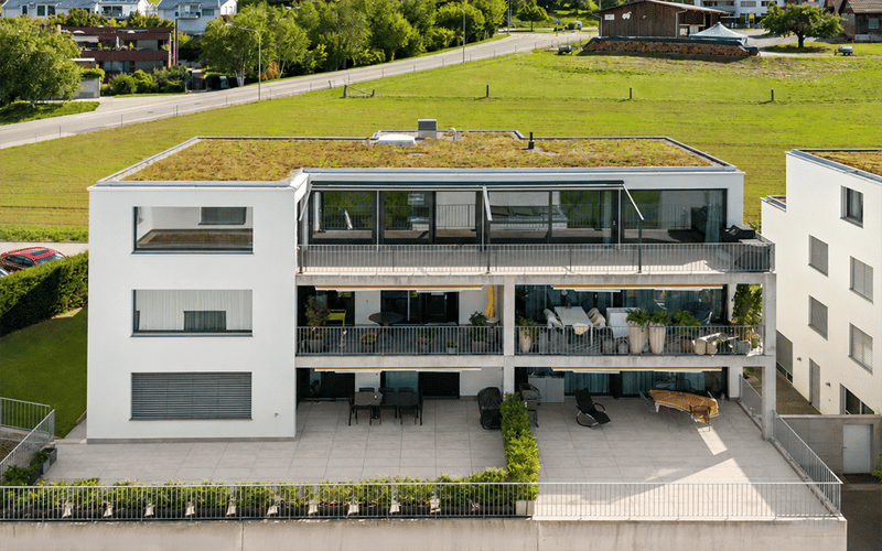 Exklusive Attikawohnung mit grosser Sonnenterrasse und Weitblick (10)