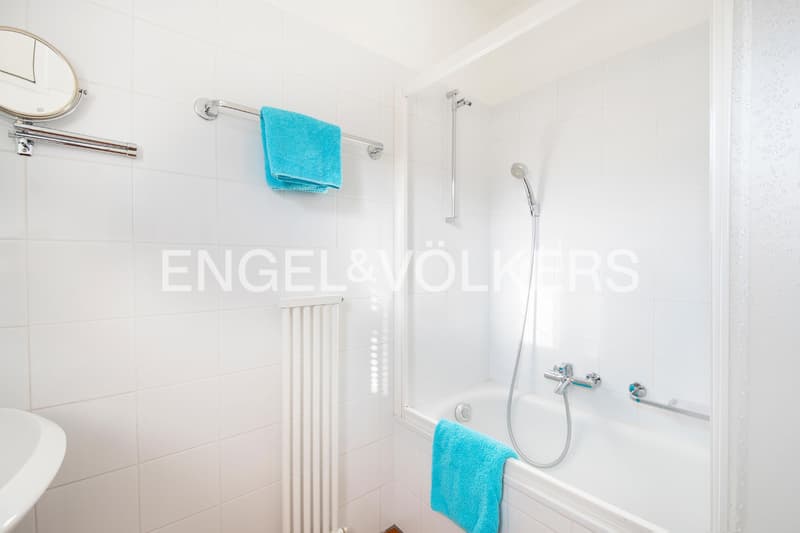 Charming holiday apartment with gallery in the old town of Ascona (98) (8)