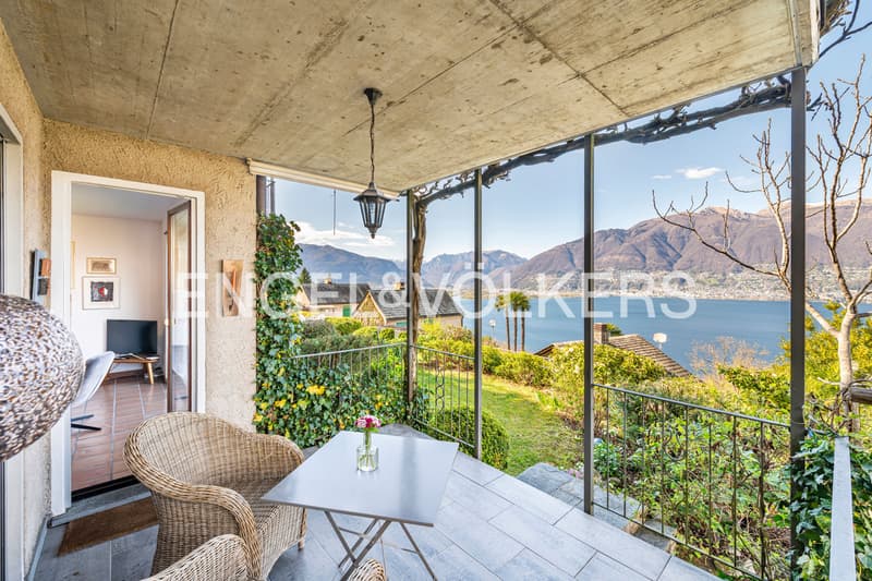 Seeblick und Garten in Tessin (15) (1)