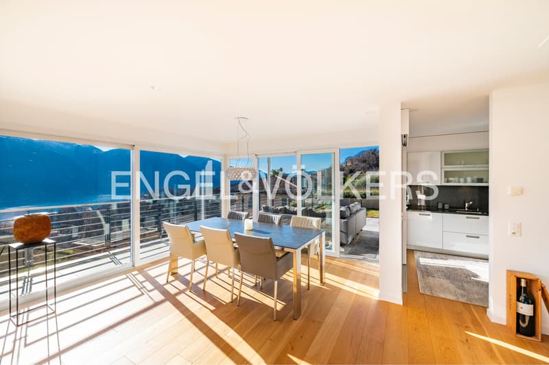 Stylish villa in sunny panoramic location (5) (6)
