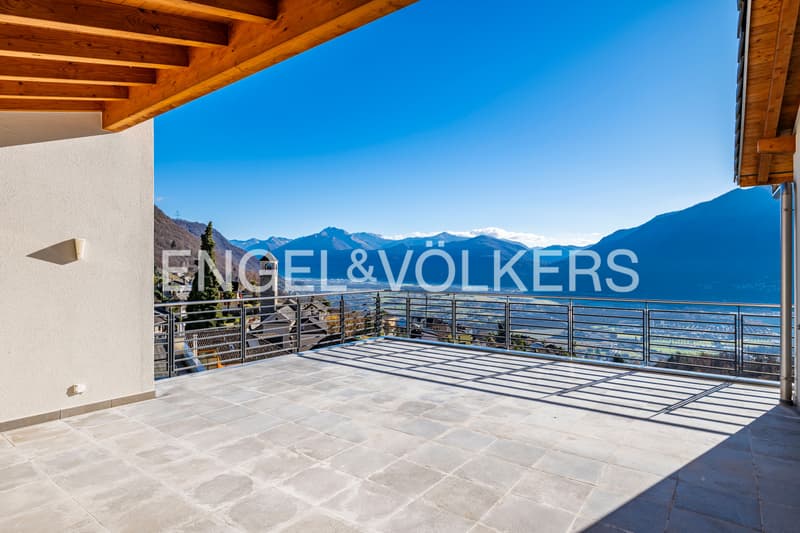 Stylish villa in sunny panoramic location (5) (13)