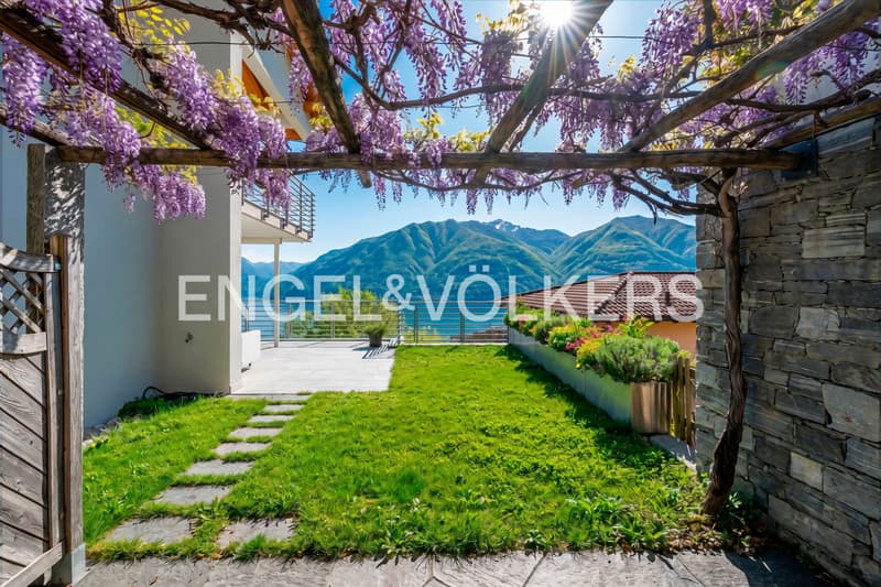 Stylish villa in sunny panoramic location (5) (2)