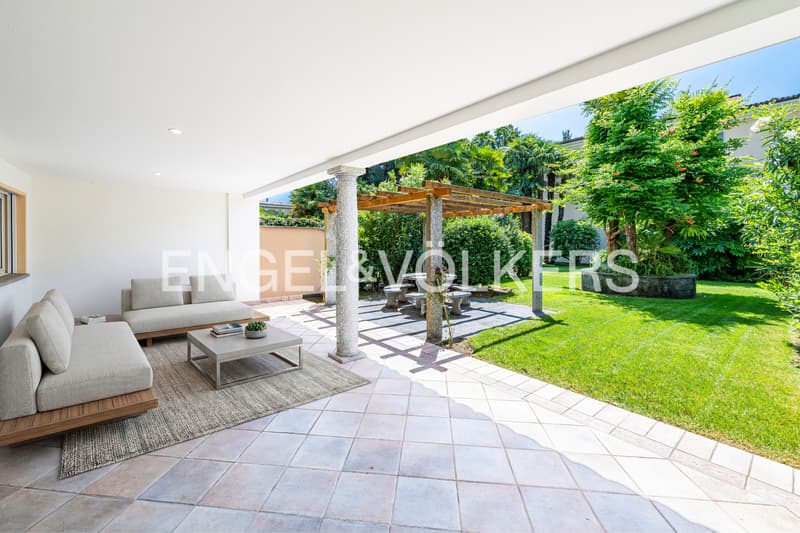 Mediterranean apartment with garden (6) (1)