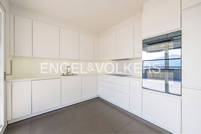 Conception moderne avec jardin privé (111) (5)