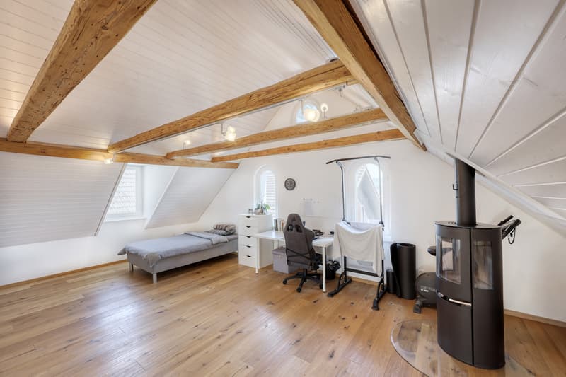 Bâtiment Riegel au caractère avec deux unités d'habitation interprétées de manière moderne ! (10)