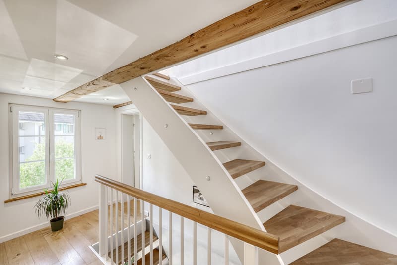 Bâtiment Riegel au caractère avec deux unités d'habitation interprétées de manière moderne ! (5)