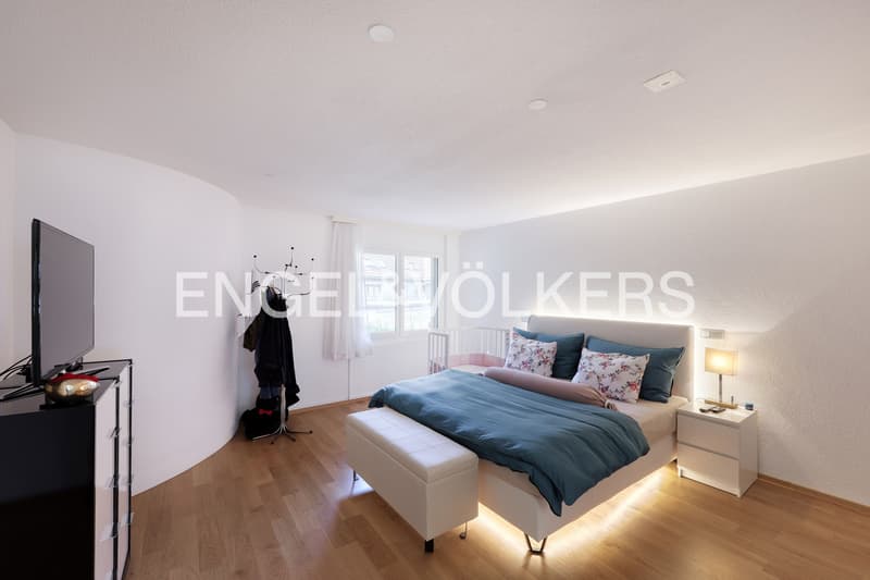 Central location meets space wonder: stylish living in the village center (6)
