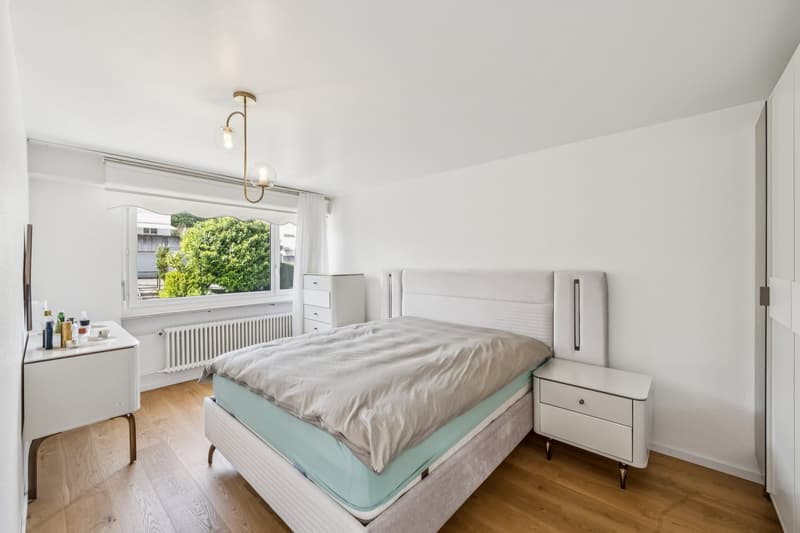 Family-friendly semi-detached house with garden (8)
