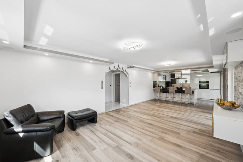 Casa familiare affascinante con dependance (2)