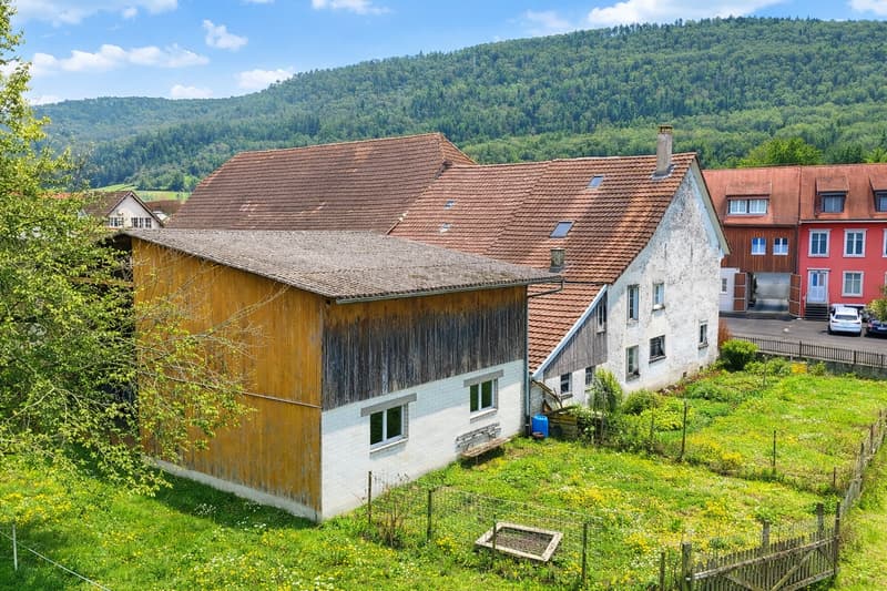 2'972 m² di grande terreno edificabile con casa colonica (9)