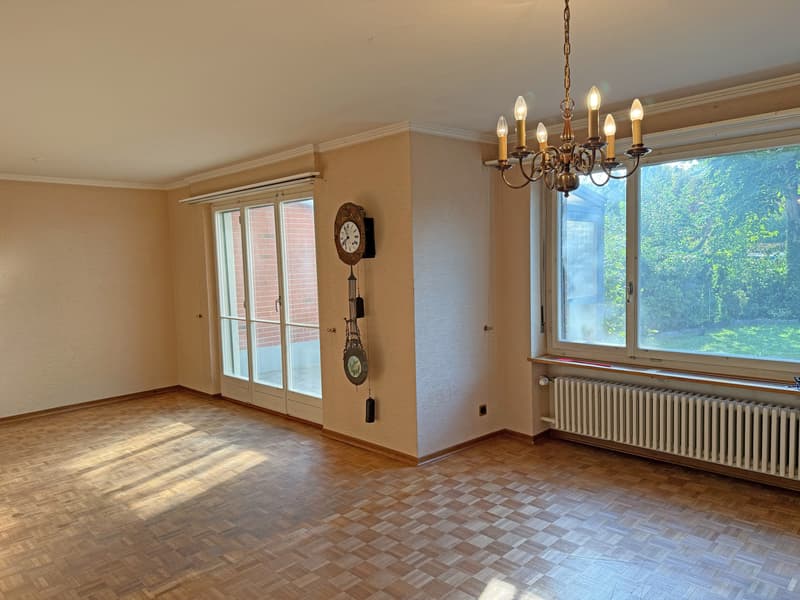 Reiheneckhaus mit Indoor Pool und Potenzial (2)
