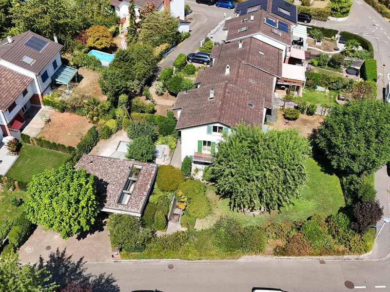 Reiheneckhaus mit Indoor Pool und Potenzial (12)