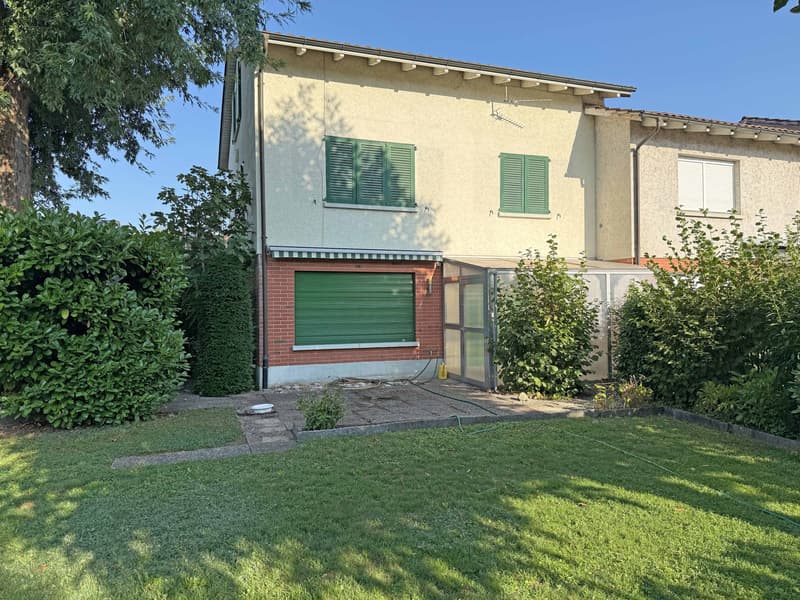 Reiheneckhaus mit Indoor Pool und Potenzial (4)