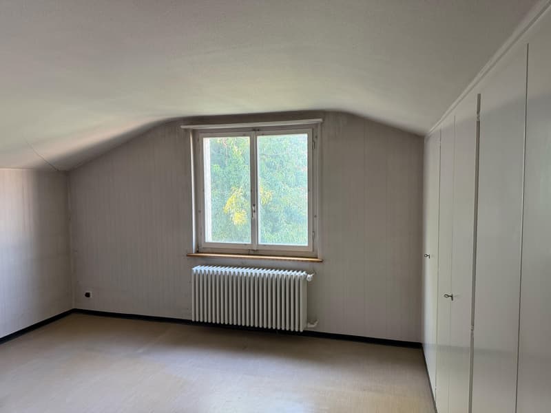 Reiheneckhaus mit Indoor Pool und Potenzial (7)