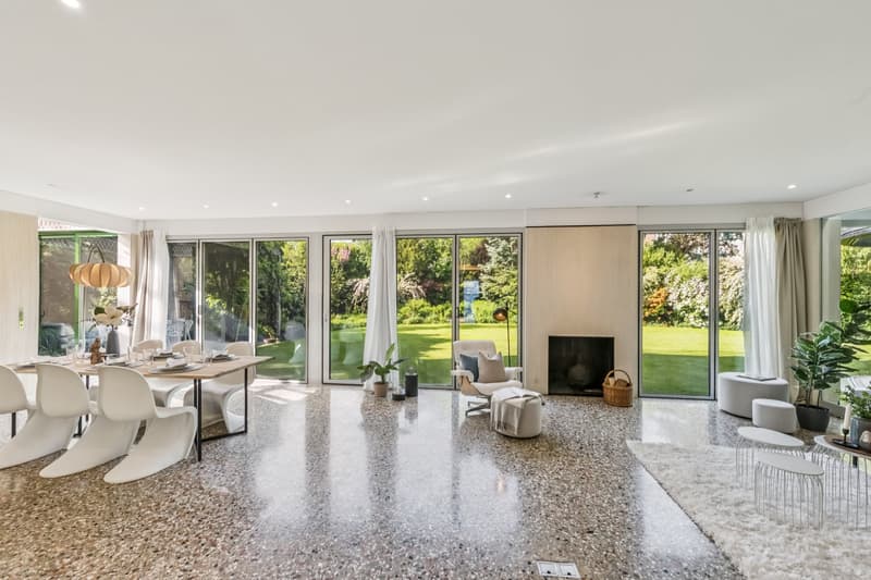 Exclusive living experience with pool & exceptional garden (2)