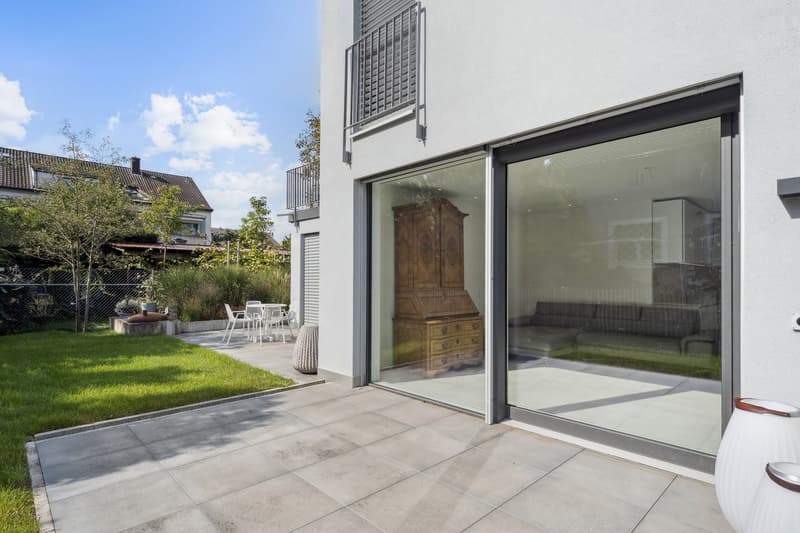 Stylish 4.5-room garden apartment in Riehen (7)