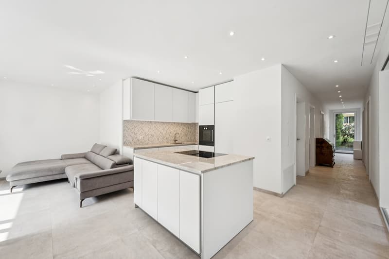 Stylish 4.5-room garden apartment in Riehen (1)