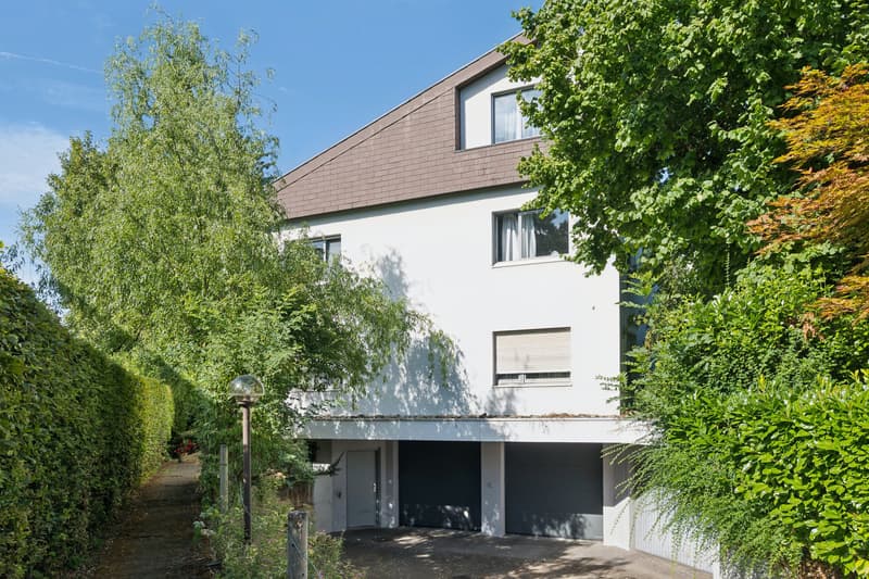 Appartamento penthouse esclusivo con studio e offerta di parcheggio rara (12)
