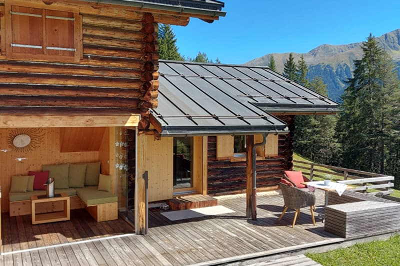Luxurious Maiensäss in top location with panoramic view near Davos (3)