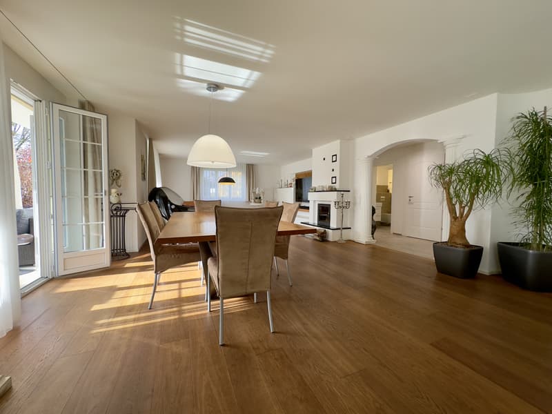 RISERVATO! Casa unifamiliare di lusso con molto spazio e privacy a H (4)