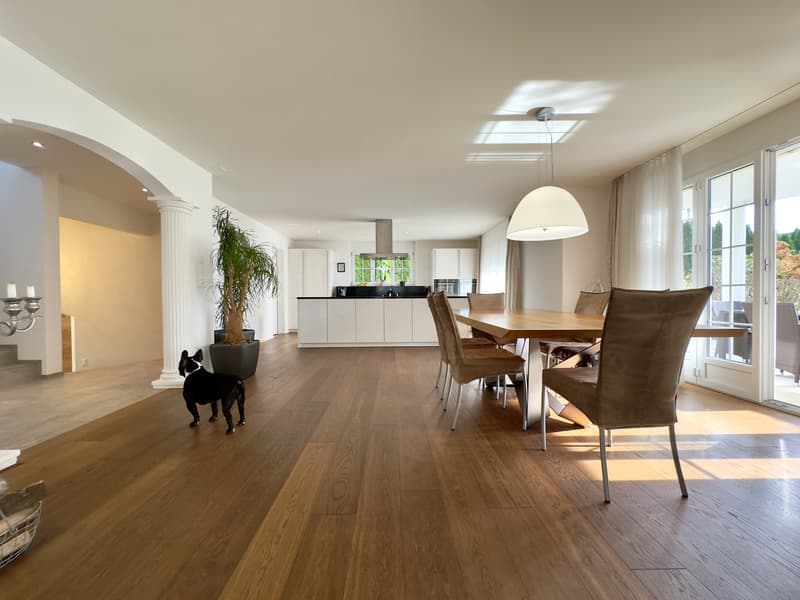 RISERVATO! Casa unifamiliare di lusso con molto spazio e privacy a H (2)