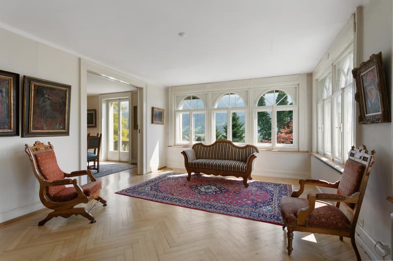 City villa with lake view & Alpine panorama in a unique solitary location (4)