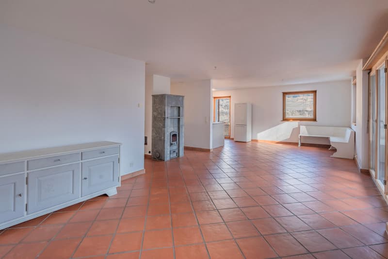 Casa multifamiliare a 3 parti per uso proprio e/o affitto (3)