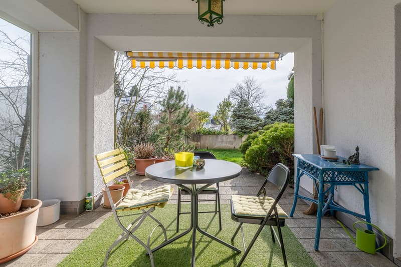 Appartamento con giardino e studio separato (8)