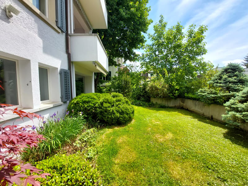 Appartamento con giardino e studio separato (4)