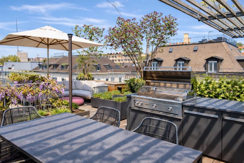 Your place in the sun - stylish living above the city (1)