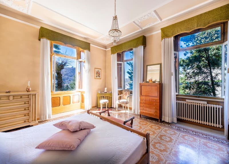 Villa antica con terreno edificabile (8)