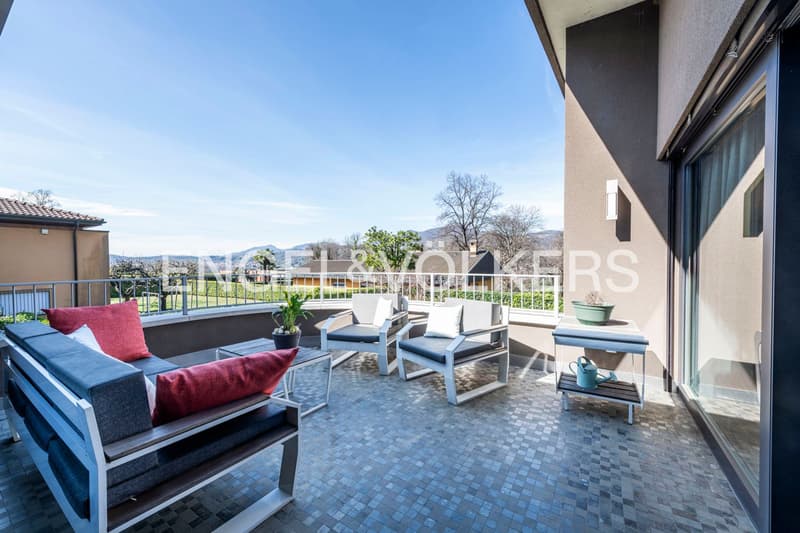 Villa di design moderna ed elegante con piscina (6)