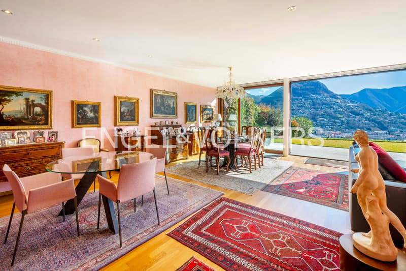 High-quality apartment with garden and lake view (4)
