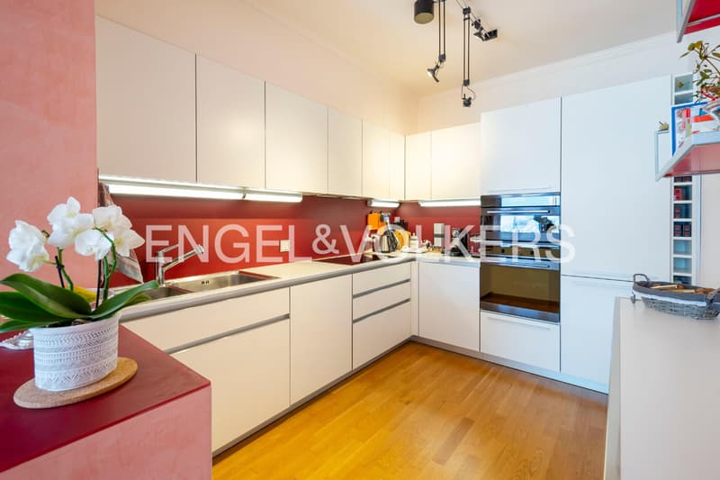 High-quality apartment with garden and lake view (6)