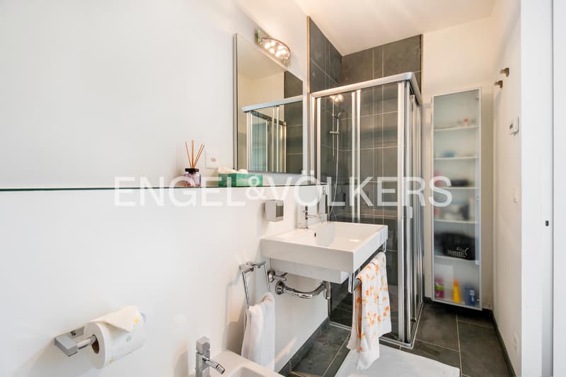 Appartement élégant et moderne avec vue panoramique (10)