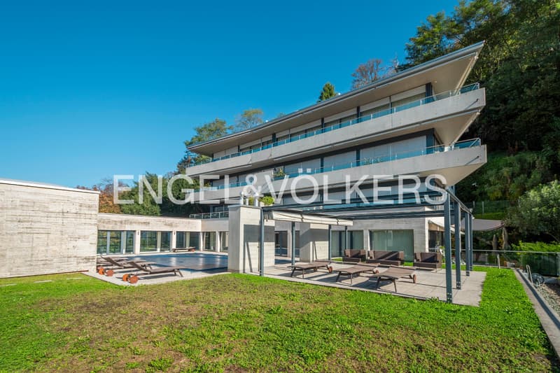 Appartamento luminoso ed elegante con vista sul lago (13)