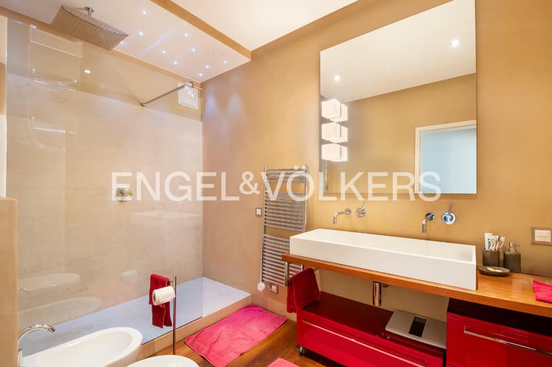 Appartamento luminoso ed elegante con vista sul lago (9)