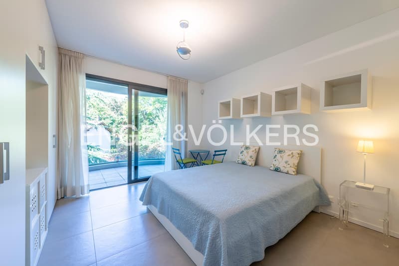 Meraviglioso penthouse con vista sul verde (7)
