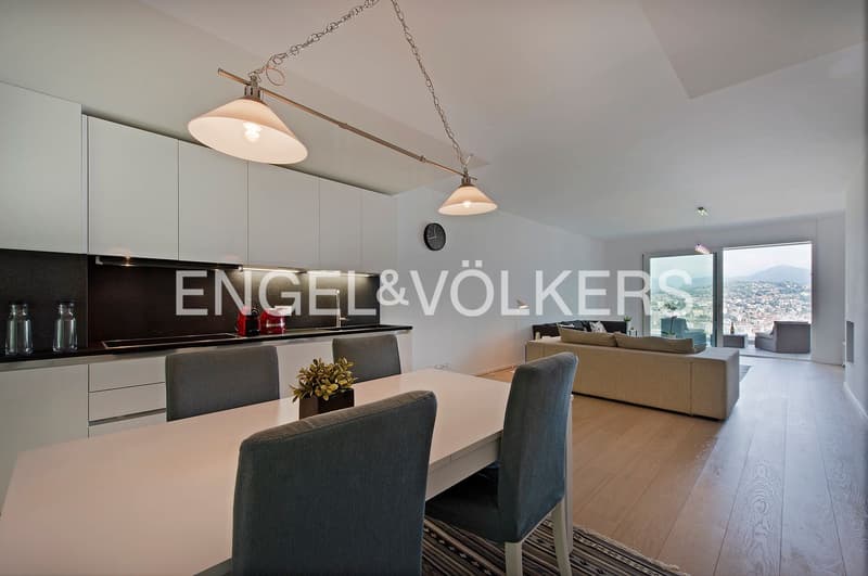 Stile e design con vista mozzafiato sul lago (8)